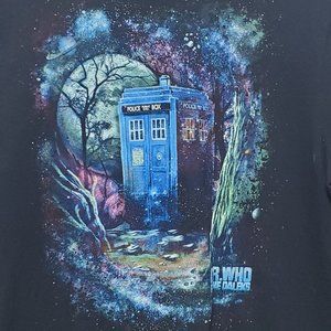 Dr. Who & the Daleks Tardis T-Shirt